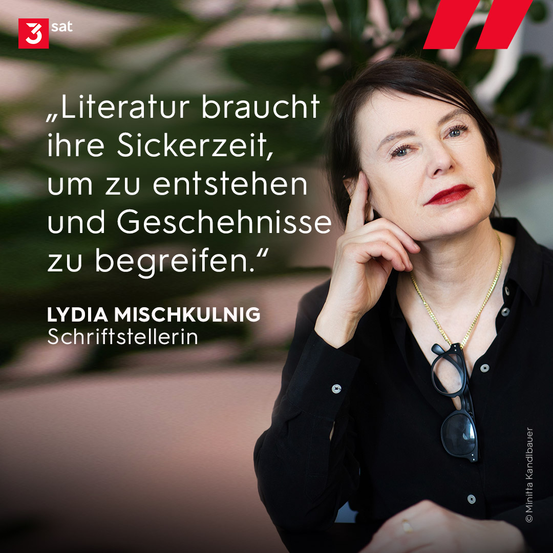 1996 gewann Lydia Mischkulnig den Bertelsmann Literaturpreis bei den #tddl. Heute vor 60 Jahren wurde die Autorin in Klagenfurt geboren. Wir gratulieren!