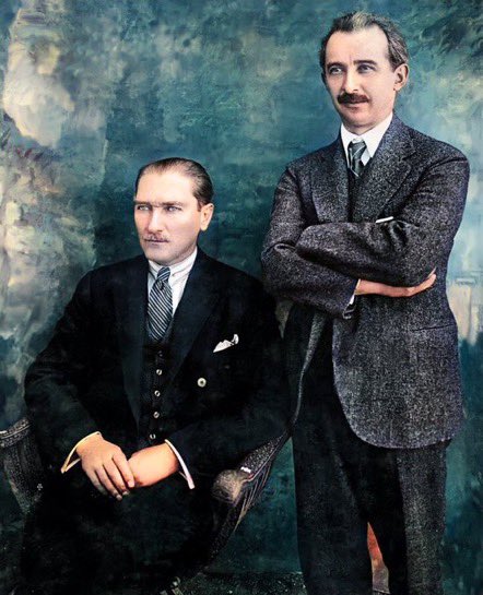 Kemalin__askeri's tweet photo. Size göre iki ayyaş..

Bize göre “Devlet Kuran İki Büyük Lider” https://t.co/UWjoqYxHq4