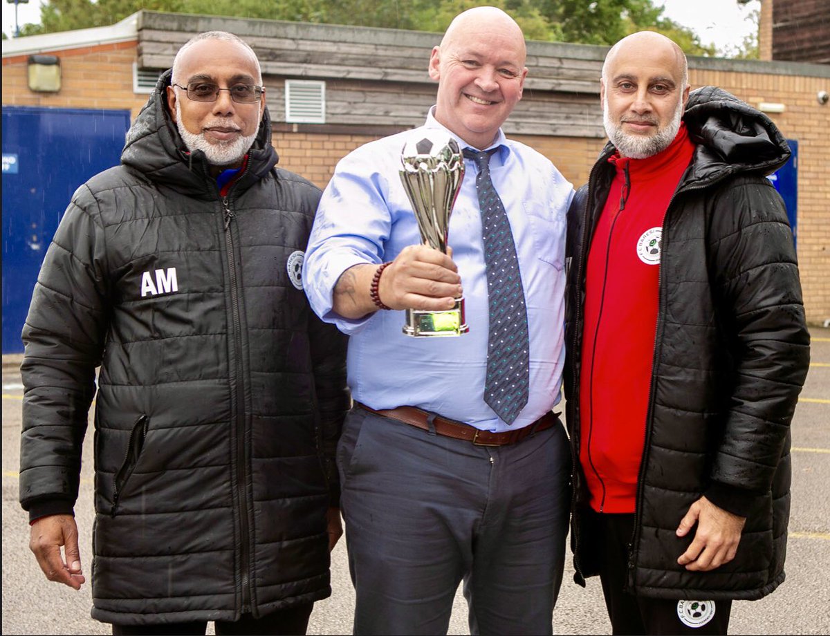 Tani14Syed's tweet image. A Big Big Shout Out to This Legend of a Coach Driver @_AndersonTravel for Our last weekend Tour of The @NewBalanceUK Sponsored #BritanniaCup2023 

A true new member of our @Fc_Baresi Team and He delivered a #FirstClassService