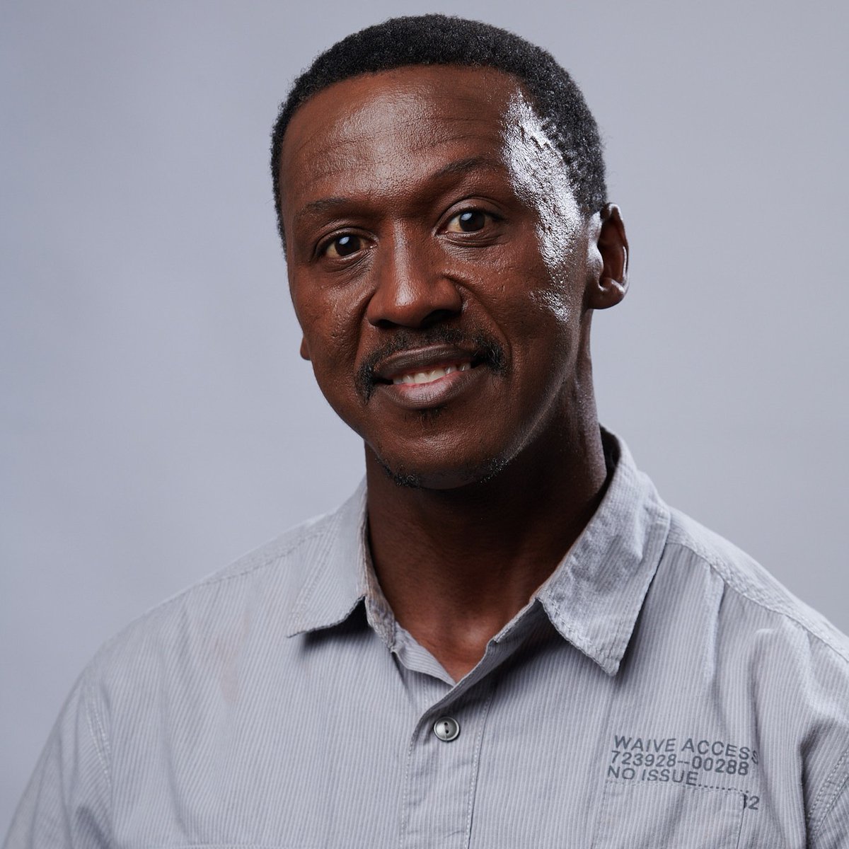 etvTheFourOfUs's tweet photo. We would like to take this opportunity to wish Siphesihle Zondi who plays the character of Bra Jakes Hlatshwayo on #etvscandal, a Happy Birthday! 

We hope that you have a great day! 🎈 🎊 🎂 https://t.co/lH2iBwqk0L