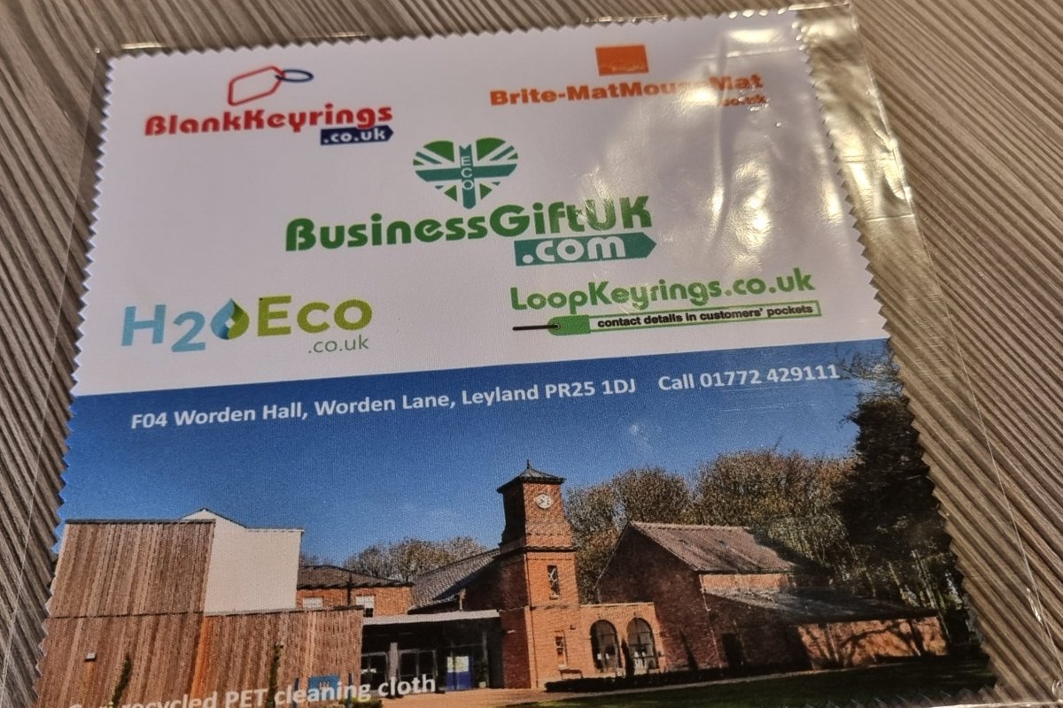 Networking with benefits <a href="/THEBB4B/">Keith Bradshaw</a> 

Bit early for the bubbly won by Greg Heath.

Recycled microfiber cloths for all networked.

<a href="/CroasyM/">Mark Croasdale</a> <a href="/WrennallsGroup/">Wrennalls</a> <a href="/BPEstateAgents/">Brian Pilkington Est</a> <a href="/Preston_PSpag/">Pink Spaghetti Preston</a> @SouthRibbleEDO 

AWOL <a href="/PhilWeaverAuto/">Phil Weaver</a> <a href="/leylandphysio/">Leyland Physiotherapy</a> <a href="/sjfpropertysvs/">SJF Property Svs</a> 

^SW