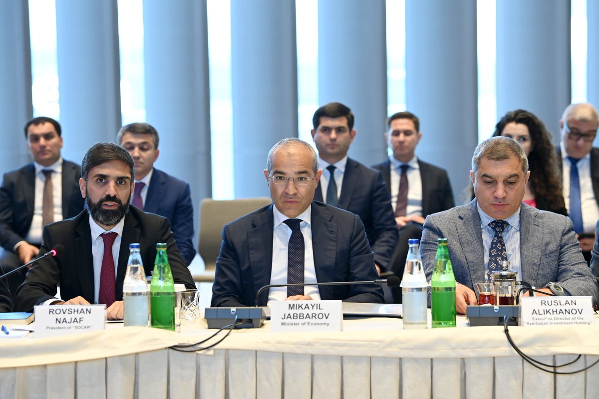 MikayilJabbarov's tweet photo. The #Memorandum of Understanding (MoU) was signed between SOCAR (@SOCARofficial) and the UAE’s ADNOC (@ADNOCGroup). As per the MoU, SOCAR will participate in production projects undertaken in Abu Dhabi, and ADNOC will extend its support to facilitate this cooperation. Within this framework, the parties will commit to expanding collaboration in the fields of renewable #energy and low carbon solutions.

#EconomyAz