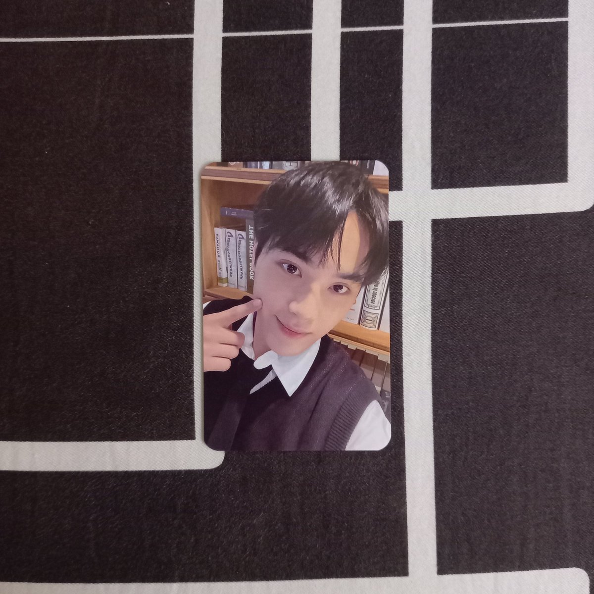 dksbin's tweet photo. 🛒 #dksbasket

hello @seokobutternut ! hak came home ^___^ thank u so much for packing it nicely and i'm looking forward to our next transaction ! 😸🤍 https://t.co/eQPuuw21x9