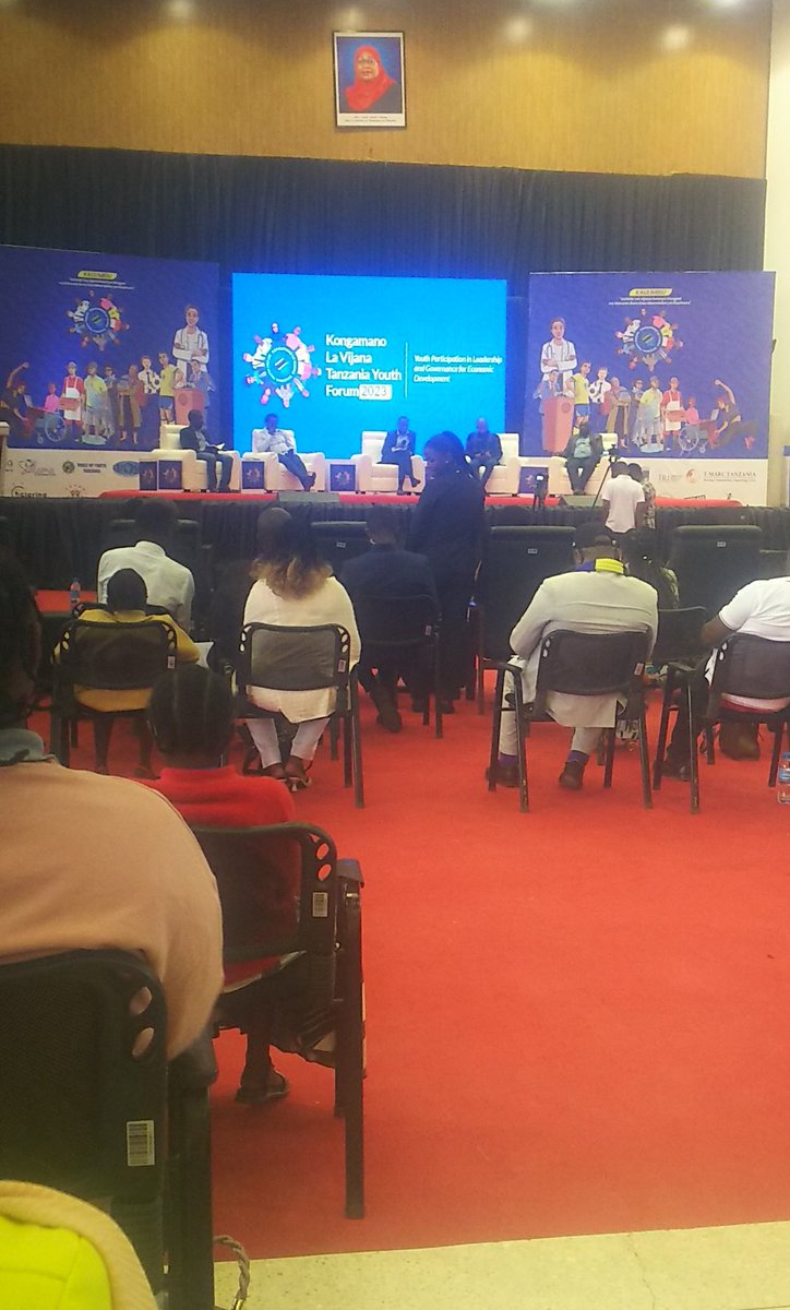 "Vijana tunatakiwa tutengeneze mazingira ya kuaminika katika jamii ili tuweze Kutumia fursa zilizopo
#TYF2023
<a href="/youthforum_Tz/">Tanzania Youth Forum</a> 
<a href="/PactTanzania/">Pact Tanzania</a>
