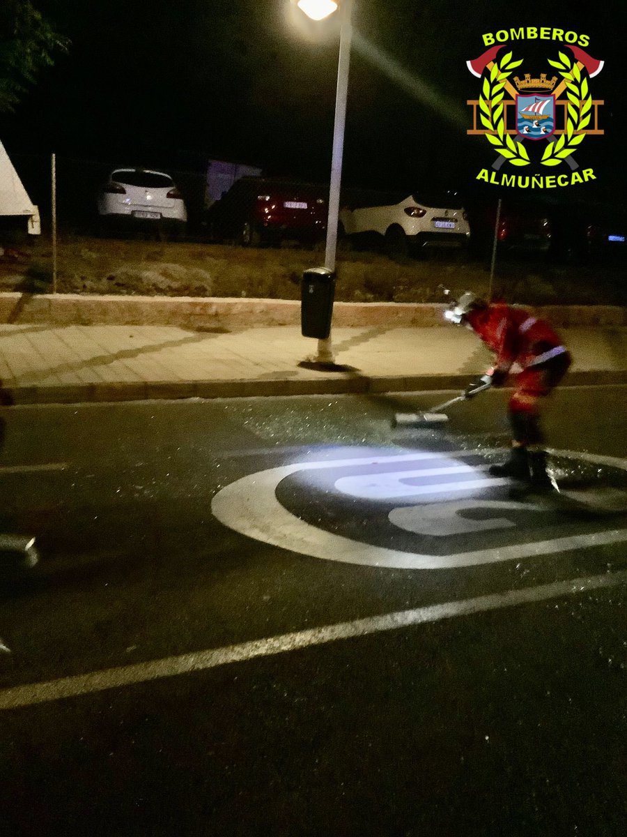 BOMBEROS ALMUÑÉCAR tweet media