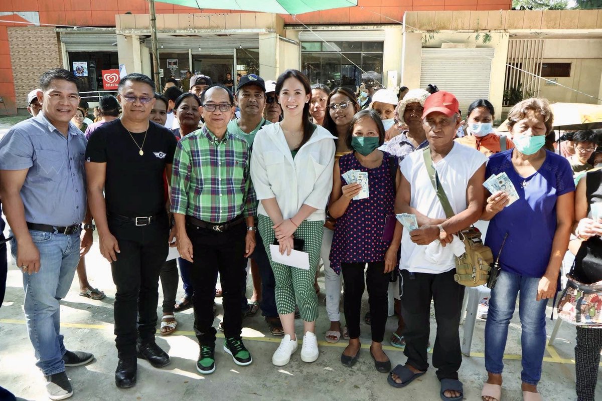 senkokopimentel's tweet photo. My better half and my most trusted representative, Kat Pimentel, visited the communities of M’lang, North Cotabato; Digos and Santa Cruz, Davao del Sur yesterday, August 3, 2023, to distribute @dswdserves Assistance to Individuals in Crisis Situation (AICS) to dialysis patients. https://t.co/aBxLjAML2A
