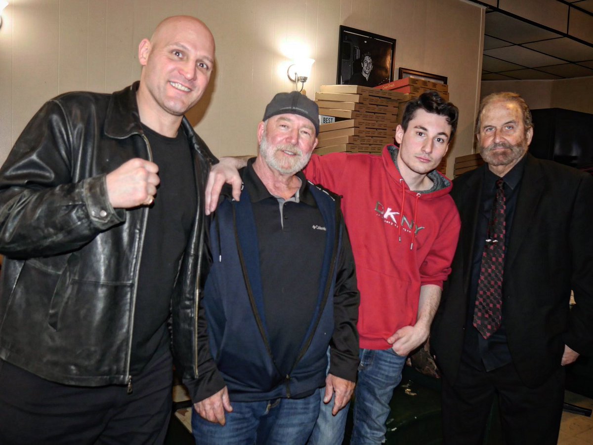 AmbrosiniJoey's tweet photo. Tonight’s movie pick is dedicated to my decision in training for boxing. I’d like to thank my friend, Tony "TNT" Grano, for agreeing to show me the ropes and I can’t wait to get started.
#BleedForThis #VinnyPaz #TonyGrano #Boxing #ActorsLife https://t.co/oYkDM6bVnj