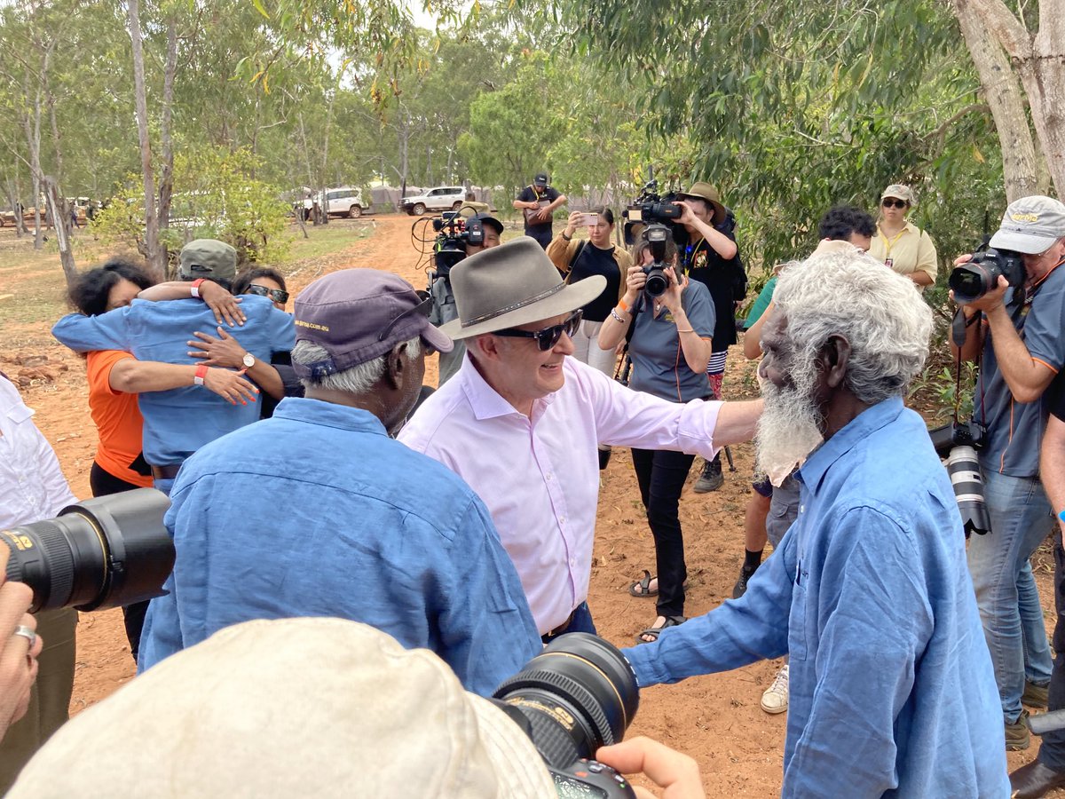 The Prime Minister arrives at Garma and greets Gumatj leaders