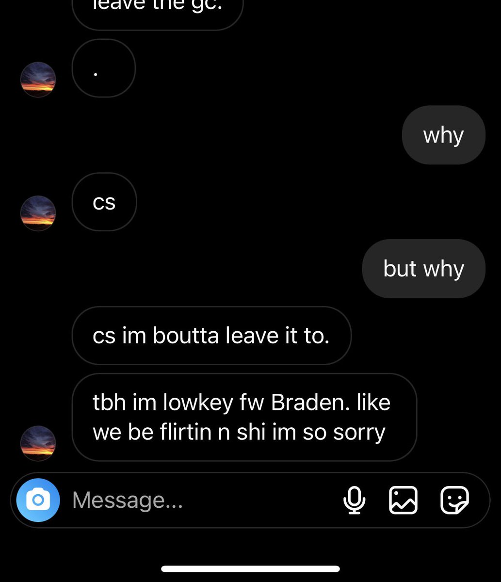 XxchugxxY's tweet photo. 💀 rs bout to kms 😂 https://t.co/fc3pmoRuMy