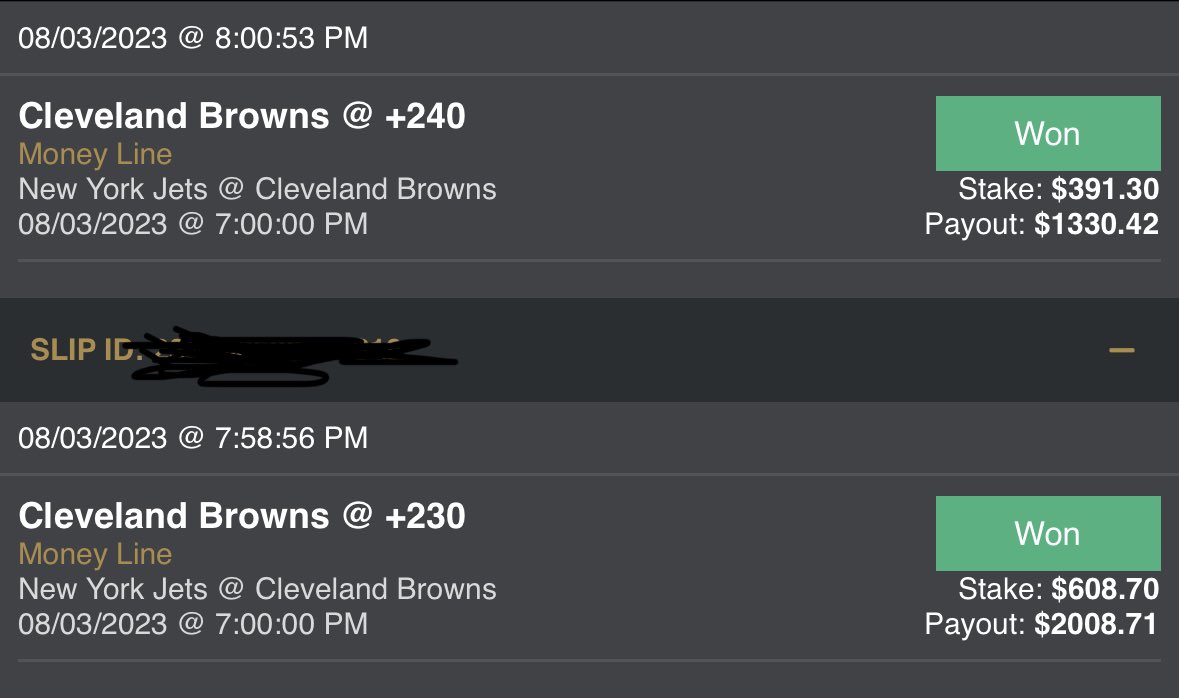 BlakeBets_'s tweet photo. Nice start to the NFL Season with a +EV Live Bet on the @ProFootballHOF Game!

Cleveland Browns ML Live +234* (1U to win 2.34U)✅

+$2,339.13💵
#GamblingTwitter https://t.co/JGexRmfe2v