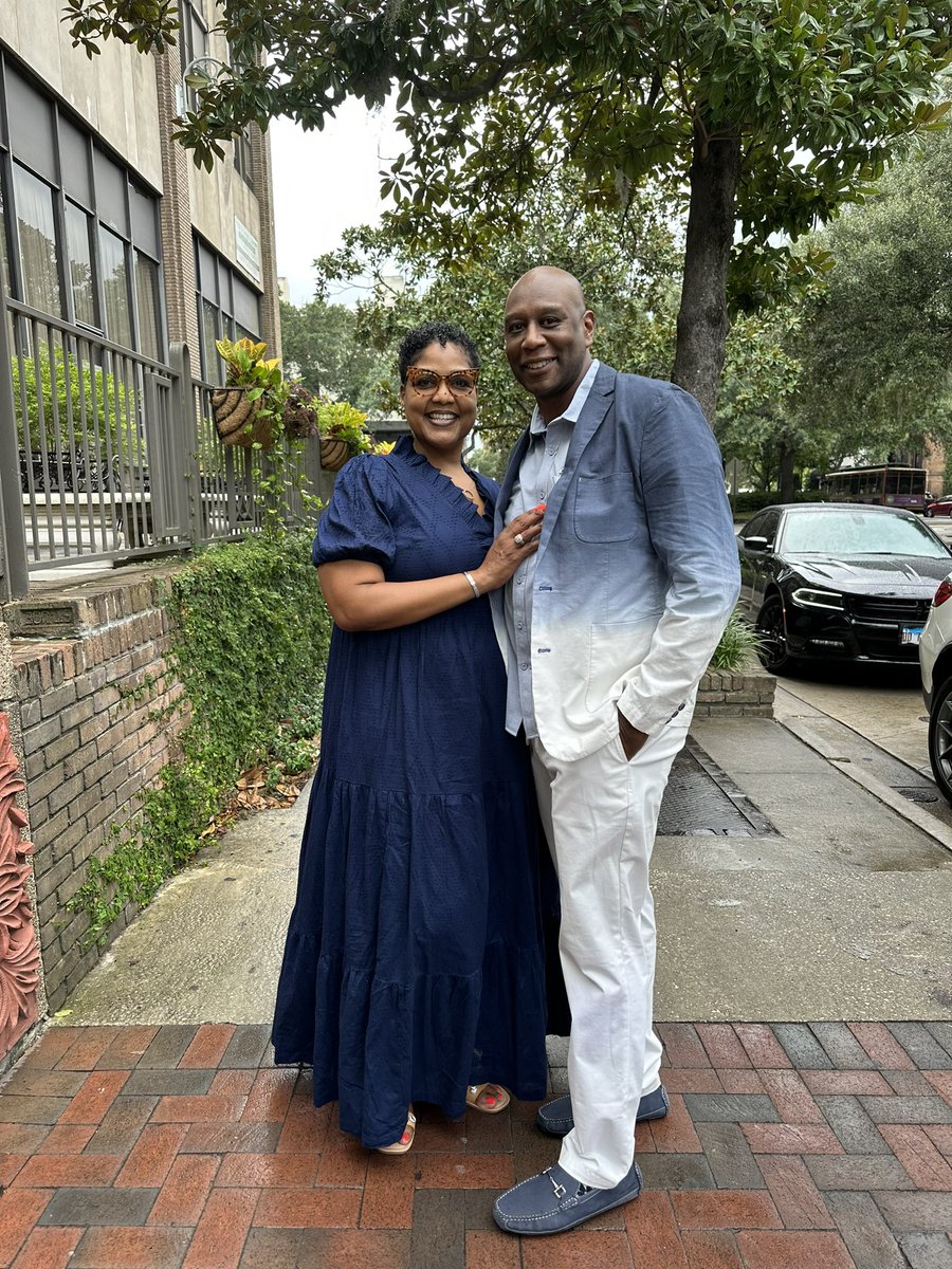 Jackson1Reggie's tweet photo. Celebrating 27 years of martial bliss. I/we are fully committed!!!!! Life is fragile, so I love every second of it. The good, bad, and the ugly. 
#lifegoals
#Godisgood
#ibelieve
#AMC
#GME https://t.co/Fo5l5s32jc