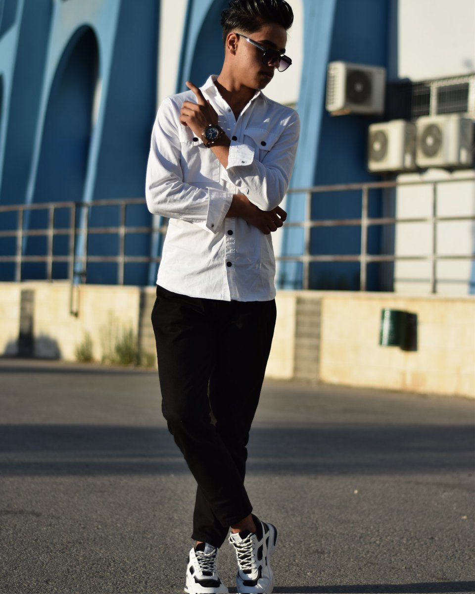 هنيـــــــال العيون الشـافت عيـــونك ♥️💫