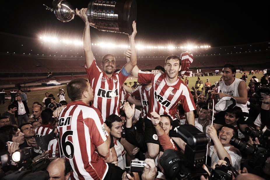 _valenbasso's tweet photo. Un amor eterno heredado por mi viejo para toda la vida, gracias pa por hacerme del glorioso Estudiantes De La Plata🇦🇹❤️ https://t.co/eRQ5vq115q