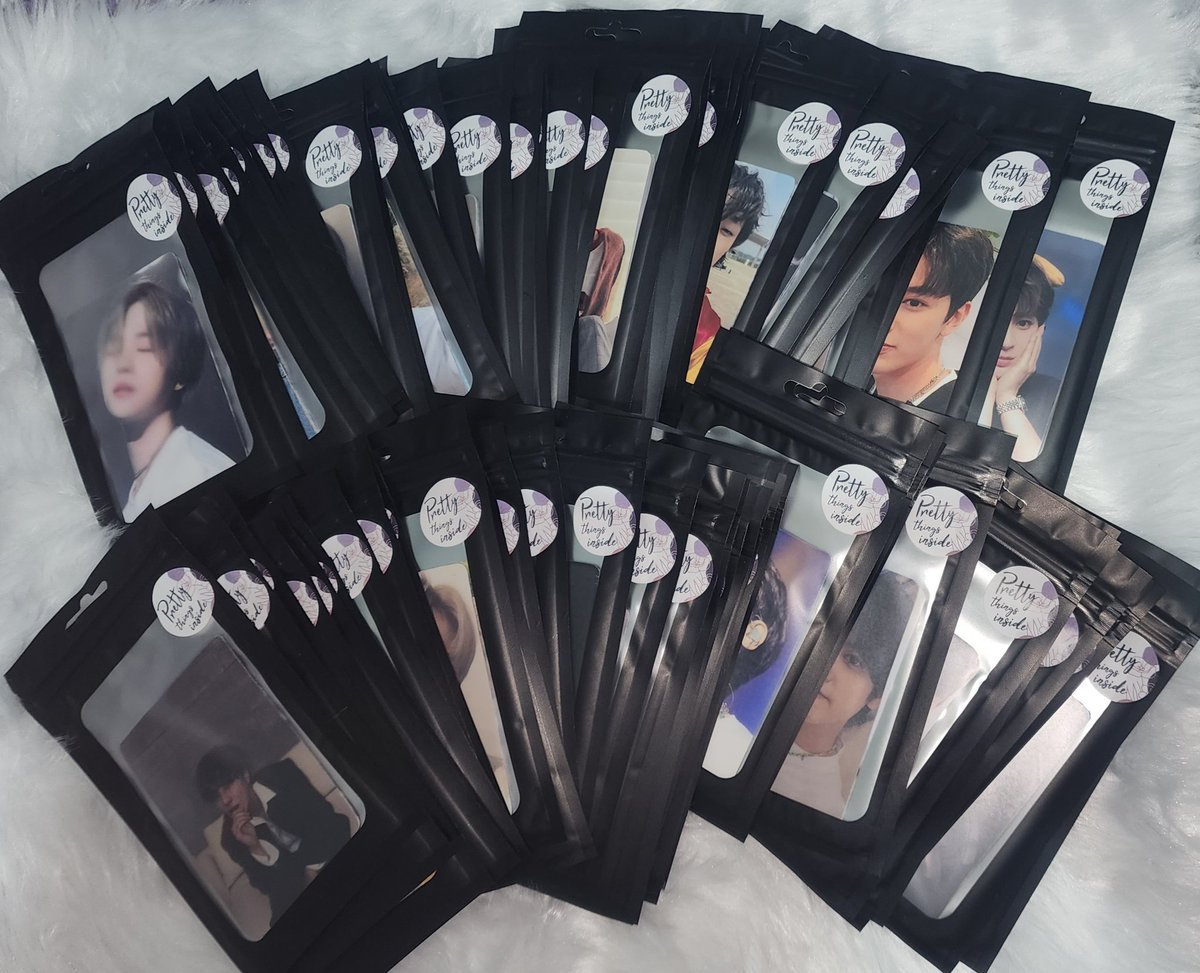 OfficialPauline's tweet photo. iKON TAKE OFF WORLD TOUR IN MANILA 😎🔥✨️💕

LIMITED FREEBIES to all iKONICS
1 :1 
1 POUCH = 2 Random Unofficial PCs +candies 

Like + RT
Follow me or my tiktok shop @ hallyuberryshop

SEE YA TOMORROW. 👋

#iKONinMANILA2023 #iKON #iKONWORLDTOUR2023 
#iKON_TAKEOFF_MANILA https://t.co/bfAUBbQ9Ib