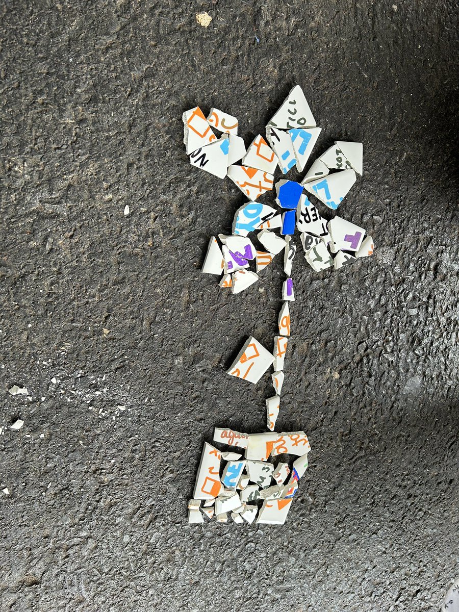 We will not conform to the typical standard, we bring so much more. We differ, but our broken pieces come together to form a beautiful garden of flowers uniquely curated #smashthepatriachy 
#arthappens #wissit23 #wissit10 #Collaboration #visiblethinking #transformingmindsets