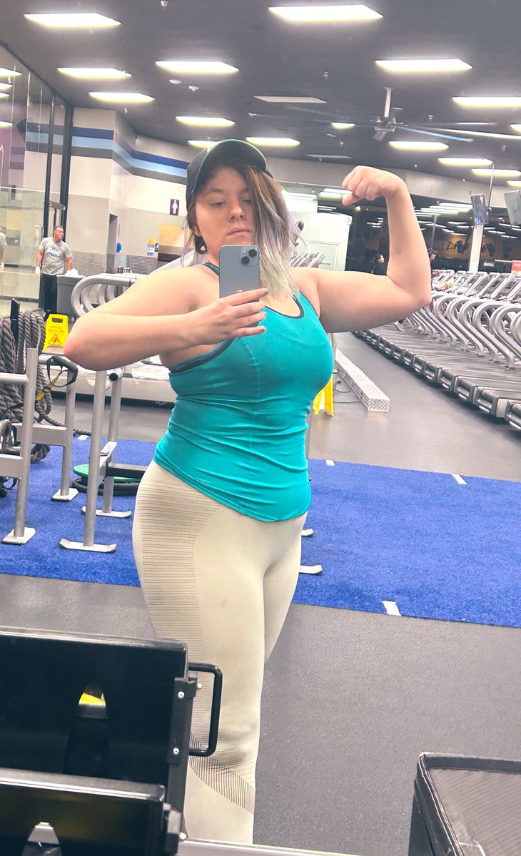 Gonna try to post more here cause I’ve been in a motivational slump since getting COVID last month and I want to get back to my shred journey with con season ending soon
