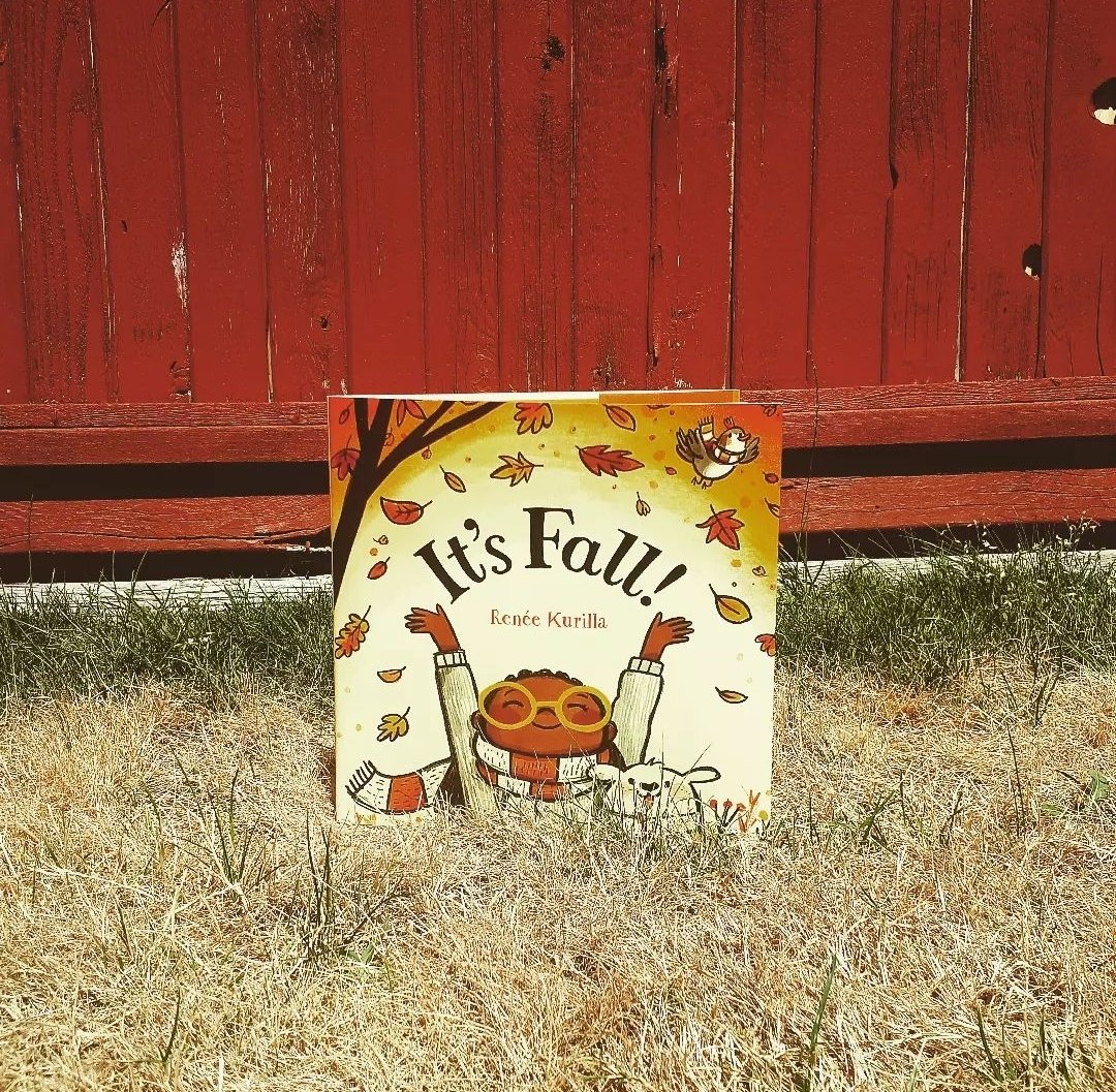 Celebrating all the wonderful things Fall has to offer! Fall has always been our favorite season and my kids and I loved this playful book. Engaging illustrations and rhythmic text make this an accessible and fun read. Out Aug 22nd from <a href="/LittleBrownYR/">Little, Brown Young Readers</a> 
#itsfall #kidsbooks