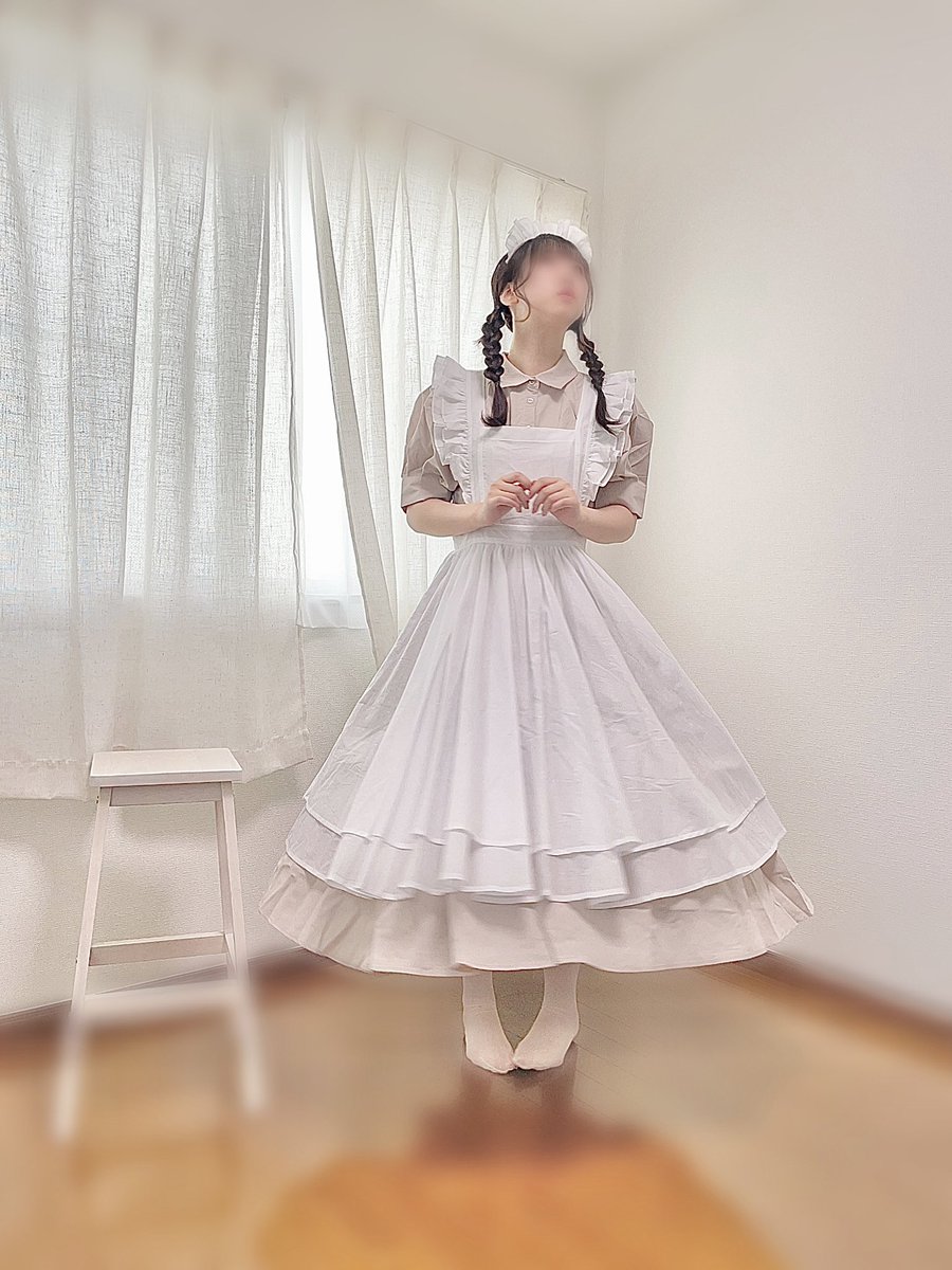 tweeny_egg's tweet photo. *⋆⸜𝐧𝐞𝐰⸝⋆*

🫧𓂃 夏の白メイド服𓂃🫧

半袖全円ワンピースと涼しげなエプロンが一緒なら、どこへでもお出かけできそう。

 #ロングメイド https://t.co/2fYxWgXpI6