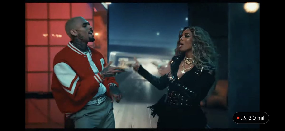 keepskip's tweet photo. The best collaboration of the year @ciara x @chrisbrown 
“ How We Roll “ 🔥 https://t.co/22V4xPV7Vj