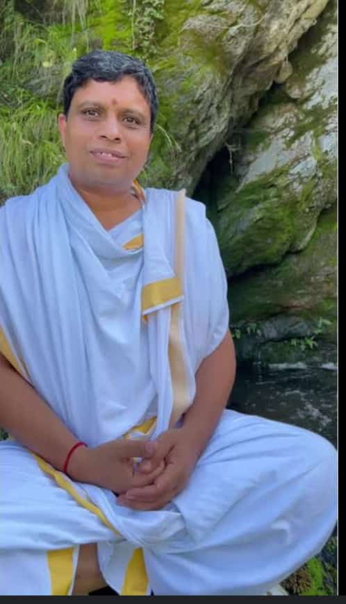 कभी भी मत सोचिए की आयुर्वेद से क्या मिल सकता है, बल्कि आयुर्वेद के द्वारा हम कौन-सी बीमारी ठीक नहीं कर सकते है !
#जड़ीबूटीदिवस