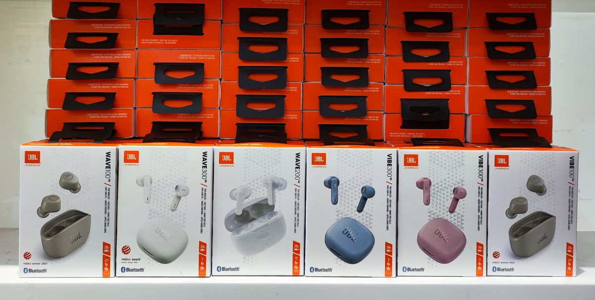 Cartmoja1's tweet image. New month vibes and gadgets upgrades go hand in hand! Discover our collection of portable speakers, headphones and more. Contact us on +256759205339 or +256786369170 available on whatsapp. #SummerTech #MusicLovers #onlineshopping