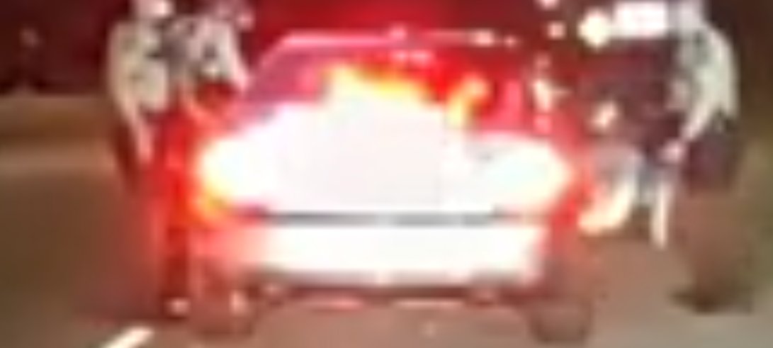 Those tail lights seem to be working just fine.