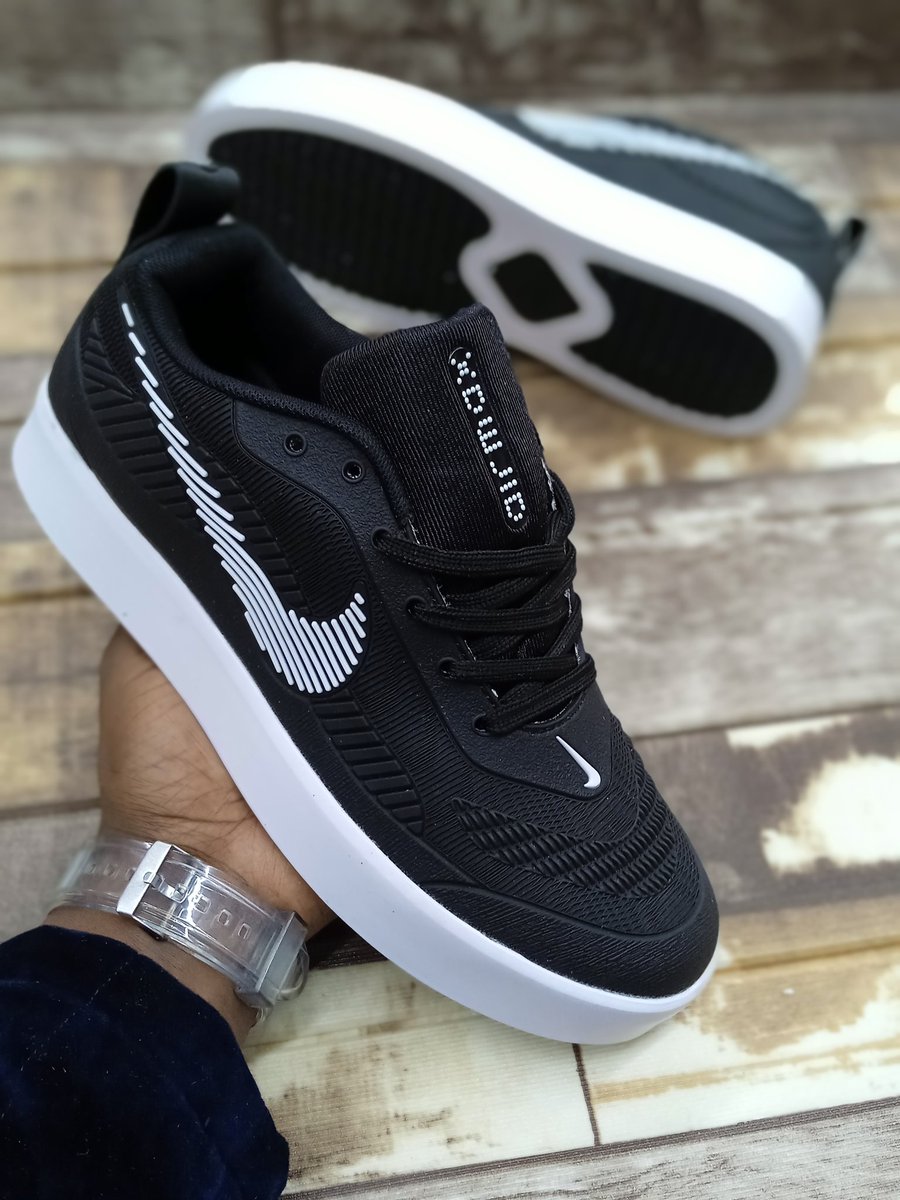 Smartrends254's tweet photo. Item: Nike Sneakers 
🔹Price:Ksh 3,999
🔹Contact: 0719 319187📞
🔹Sizes: 40,41,42,43,44,45
🔹Hurry while stocks last
🔹Delivery charges apply outside Nairobi CBD
https://t.co/Slxi0JyVc5
#shopforless #earthquake https://t.co/XEdASFbj0M