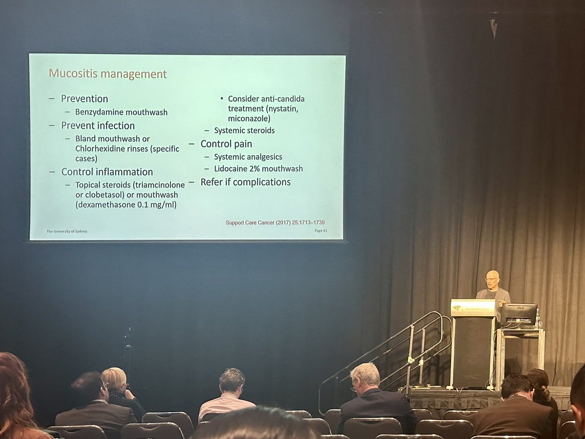A really nice summary by <a href="/PabloFP_Syd/">Pablo Fernandez-Peñas</a> re: Mx of po mucositis 👏🏻 #MOGA23