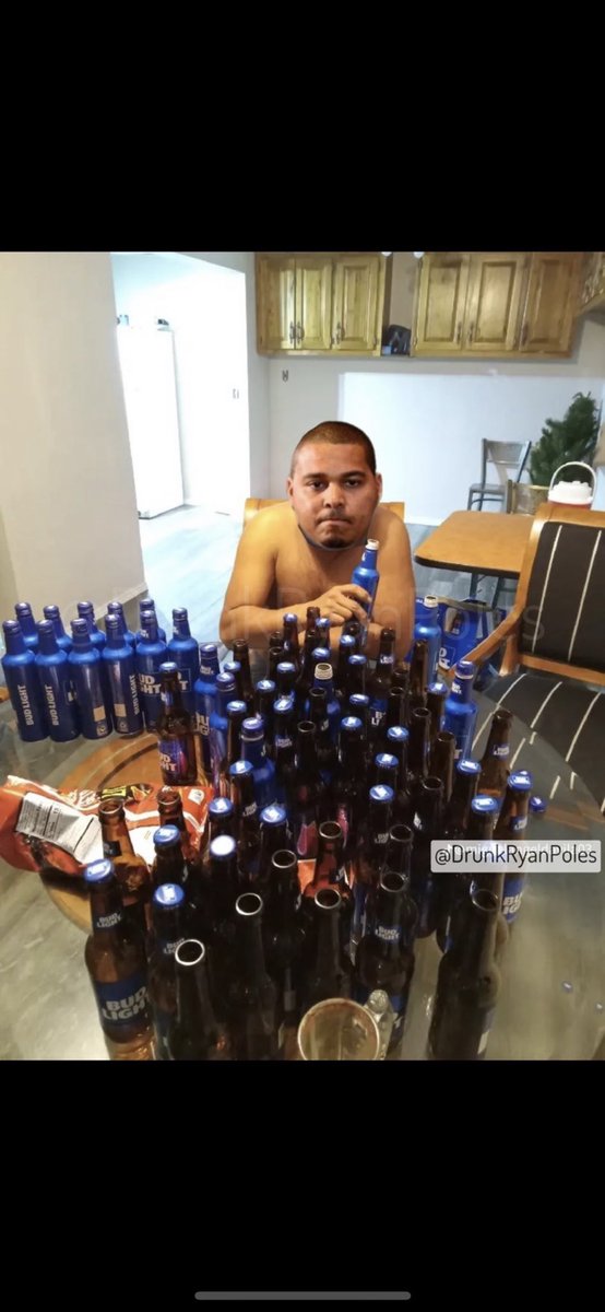 DrunkRyanPoles's tweet photo. Before I end this thread, Ryan Poles has also:
✅ Acquired Tremaine Edmunds + TJ Edwards
Ryan Poles is the GM the #ChicagoBears has LONG NEEDED. He has set this team up for success. NOW, let’s cheer our guys on and take back the #NFCNorth 🐻⬇️
#InPolesWeTrust #GN #FThePack https://t.co/8FFSJcbSAG