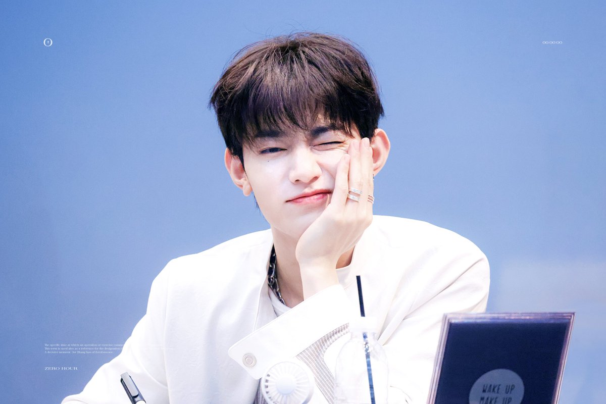 zerohour_zh's tweet photo. 230729 .ᓀ_< ♡ #장하오 #ZHANGHAO #제로베이스원 #ZEROBASEONE #ZB1 https://t.co/ODoYK55RSa
