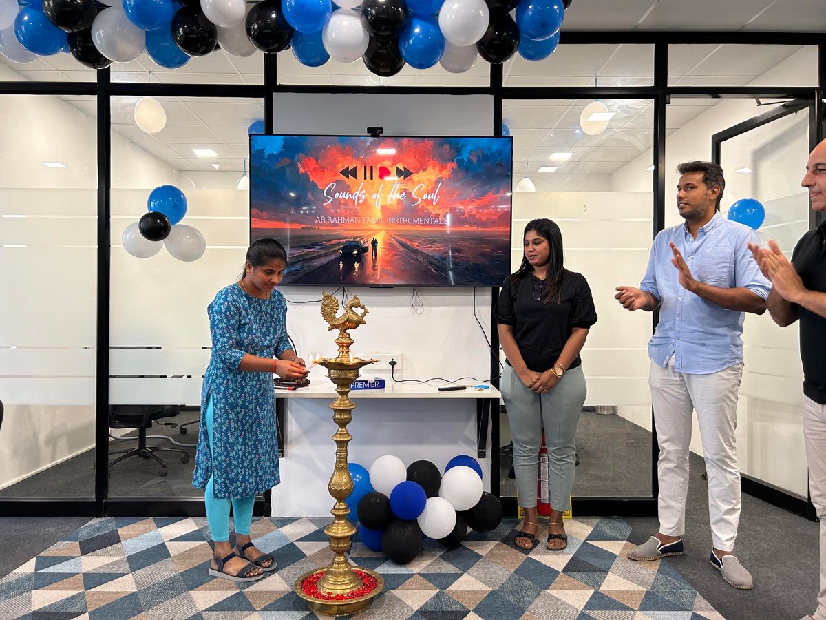 graas_ai's tweet photo. New Beginnings in Coimbatore!🎉 We've moved to a bigger and better office to support our expanding team. Come, be a part of our growth story - https://t.co/LeOaUeHCwZ 🏢
#Coimbatore #CoimbatoreJobs #eCommerce #CoimbatoreDiaries #Growth #D2C #Marketplace #Graas #SaaSeCommerce https://t.co/t2SKgpJPfB