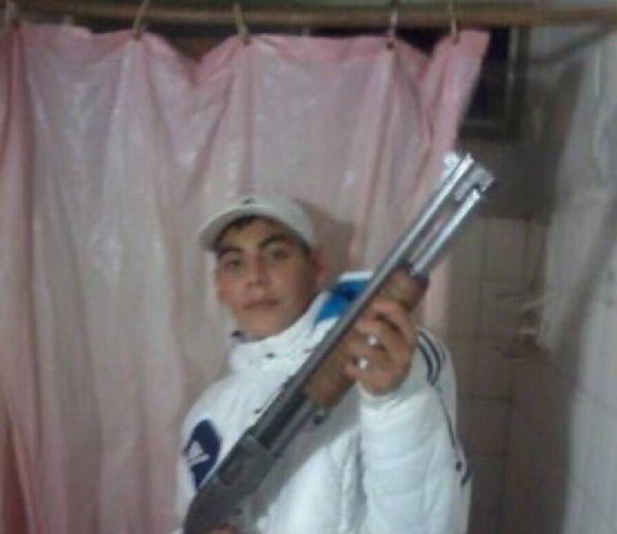 yo perdono pero mi escopeta no