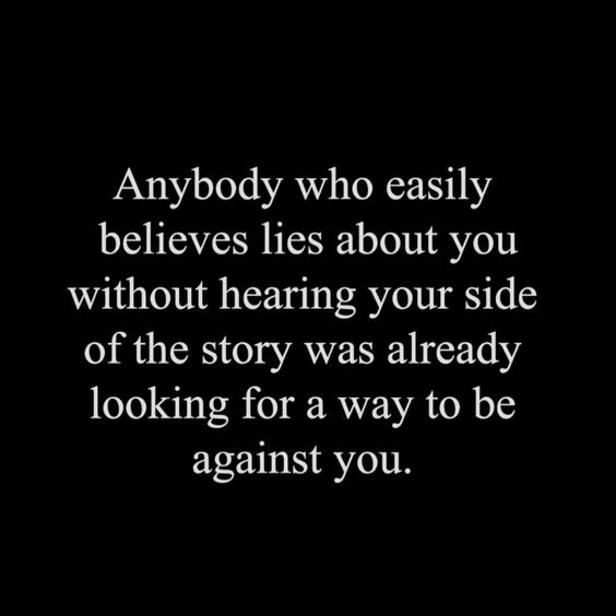 WakeupPeopIe's tweet photo. Be careful who you trust. Not everyone who smiles at you is your friend. https://t.co/tg55M6LSXE