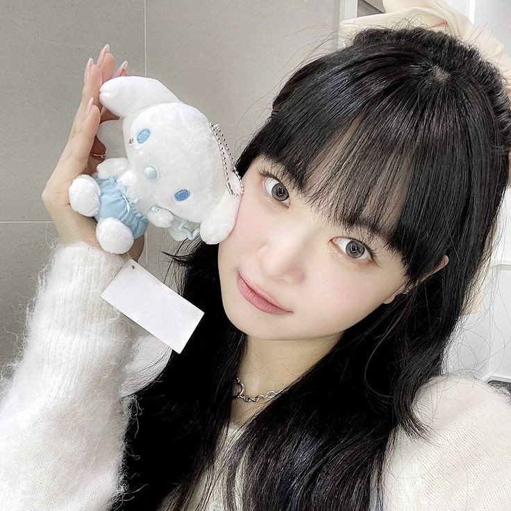 ilawop's tweet photo. { take 2 } 

Hello madlang pipol mabuhay!!
rhirhi's here 💋 #studytwt #lifetwt &amp; I'm looking for moots !

˚ ༘♡ about me ⋆｡˚ 
~⁠♪ she/her | fil/eng | 08 | enfp
~⁠♪ jhs (upcoming gr9)
~⁠♪ kanal humor
~⁠♪ likes cats, writing, music, anime, astronomy

♡/↻ to be moots ! https://t.co/cQh1arH9pO