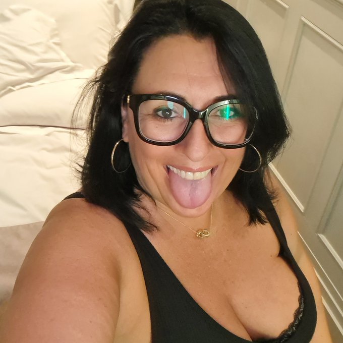 Wooohooooo it's Friday!!!!! 🤪🤪🤪 https://t.co/H2SS39BsD7