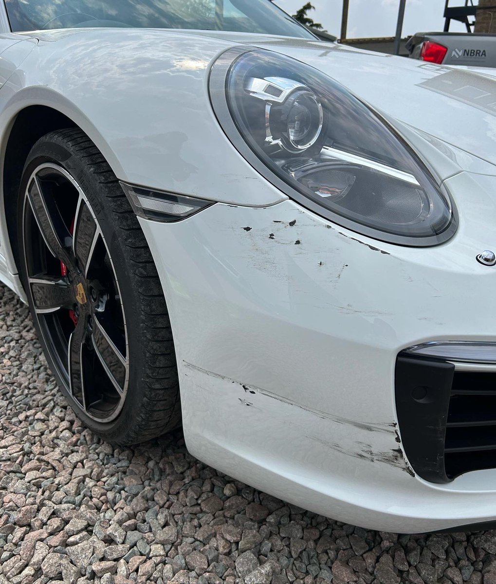 Gorgeous #Porsche 911 Targa front end repaired after a minor bump 😍