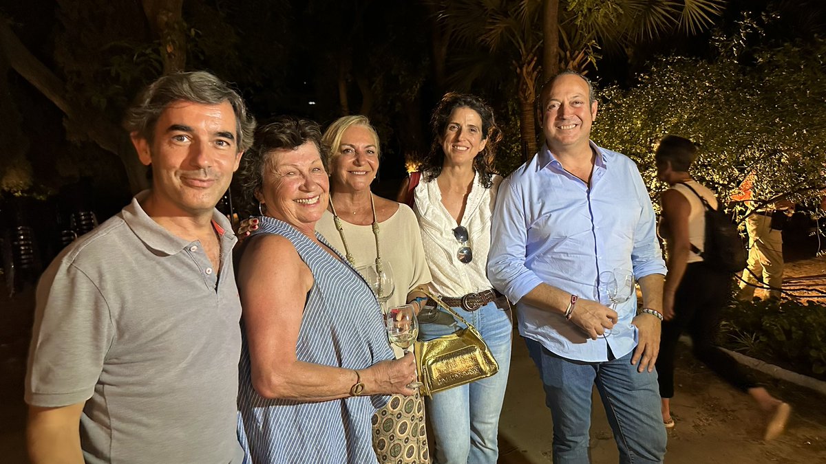 Arranca la temporada 2023 del 🍅 plena de saber y sabor en la Tertulia Gastronómica “Tomate Huevo Toro, gastronomía sostenible con identidad propia” promovida por <a href="/tomatehuevotoro/">Tomate Huevo Toro</a>, con <a href="/PilarSalasDuran/">Pilar Salas Durán</a>, Paz Ivison, <a href="/danicarnero1/">Dani carnero</a>, Jose C. Farfán, Esperanza Peláez y <a href="/AguaLeonor/">leonor garcia-agua</a>.