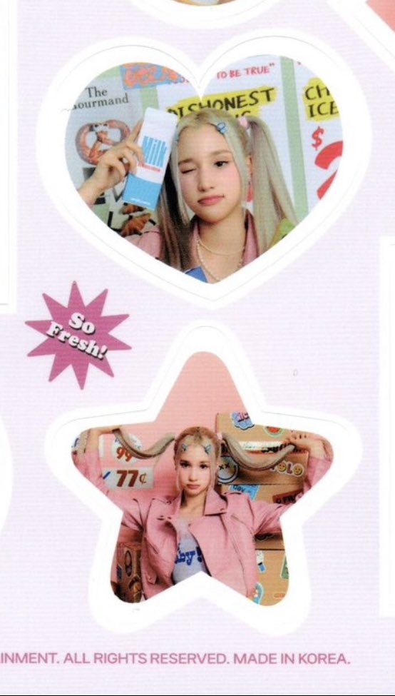 Bahiyyih_cousin's tweet photo. Loving the pigtails on hiyyih https://t.co/YooARvkgVk