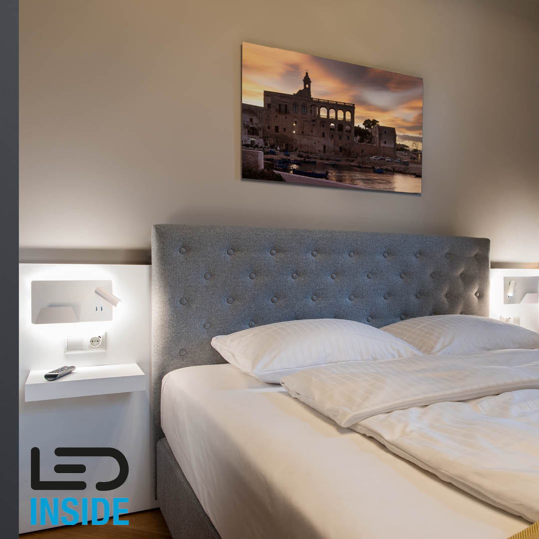 slvnorway's tweet photo. Toppselgeren SOMNILA SPOT lesespotlight og USB-lading for smarttelefon fra SLV.

Se mer på https://t.co/S7akzE7qkF: https://t.co/R8z7EcYwD2

#SLV #experiencelight #topsellers #Somnila #lesespot #USB #highrunnere #BIGWHITE #BW22 #elektriker #elektrogrossist #efobasen #elnr https://t.co/mPvLQl9LkN