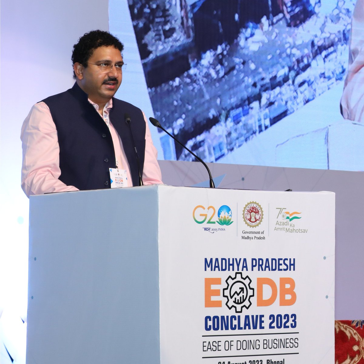 CII4WR's tweet photo. The #MPEODBConclave2023 kicks off marking the release of the MP EODB Initiatives Booklet.  With a focus on fostering entrepreneurship and easing the path for businesses, MP is all set to leap towards progress!  #MadhyaPradesh #BusinessGrowth #EODB2023
-----
@ChouhanShivraj https://t.co/6sKujxfffq