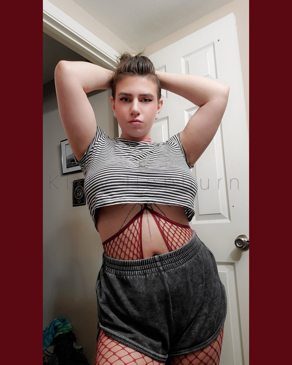 kitty_hepburn's tweet photo. Just 3 #pix I'm sharing here &amp; on #ig but my #OnlyFans #subscribers saw them FIRST plus more 😉 #LinkInBio #spicycontent #onlyfansbabe #onlyfansFree #hotaltgirls #tattooed #girlsinfishnets #altmodel #ofgirl #altgirl #sexy #lingerie #girlsinlingerie https://t.co/Ll3gmrSArk
