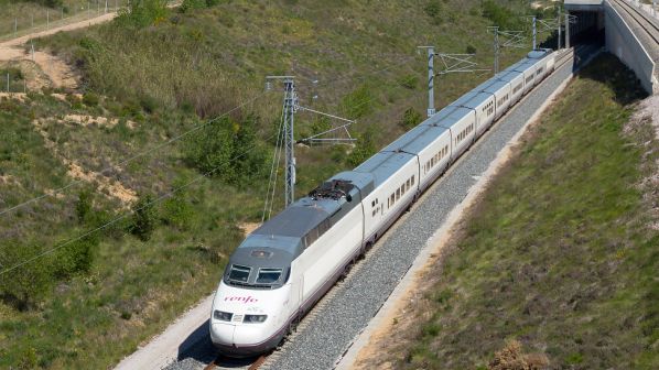 Internationalization        - SAVEATRAIN.COM #internationalization #trains #passengertrains #highspeedrail #madrid #marseille #marseille #spain #france #international #renfe #network