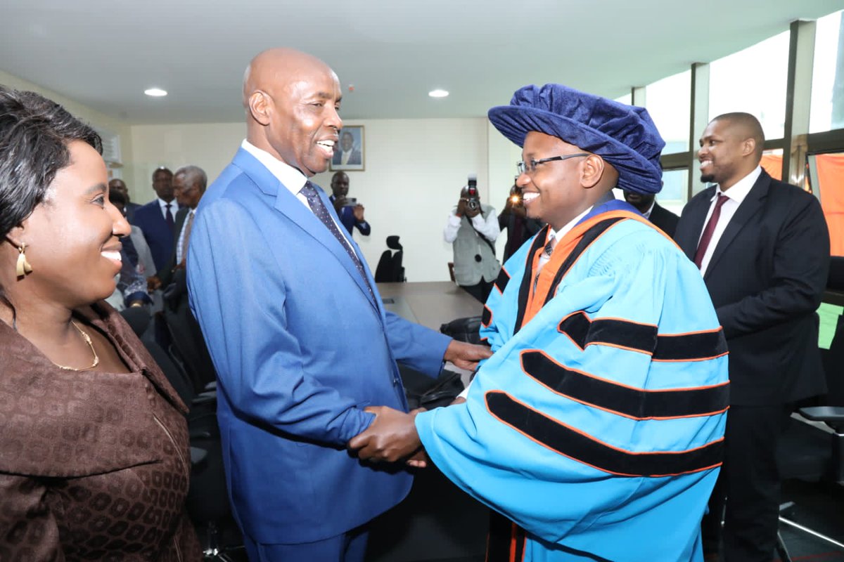 Jaredongaro's tweet photo. The biggest honor in academia life is when the HE validates the technical tasks you lead as excellent from an assignment as given from the Hon CS in Education @EduMinKenya @OpenUniKenya
#OpenUniversityofKenya
#SOMAS
#OUK https://t.co/gGLBPUCyCu