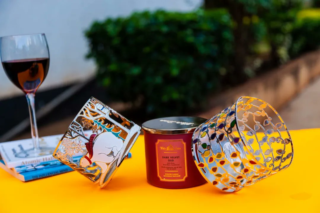 Step up by adding style to your home with our stunning 3-wick candle holders, why you'll love it? It makes any space blossom by adding a sparkle!
Call/Text/WhatsApp 0705888305
Ksh 2,000

#wamfragrance #bathandbodyworkscollection #friday #waiyakiway #Zakayo #Nakuru #earthquake