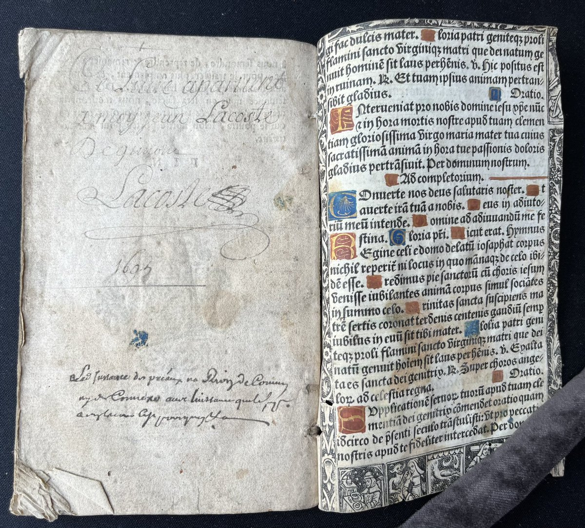 Unusual binders waste! Two pages of a vellum Parisian Book of Hours (~1525 Hardouyn(?)) were used for this French booklet (1618) about inheritance law. 

Look at the handpainted initials! 😍

#fragmentfriday 
#fragmentology
#bookhistory
#recycling
