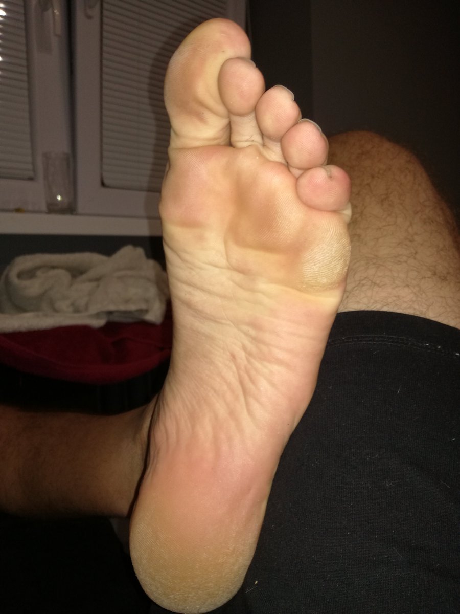 Chodislav tweet media