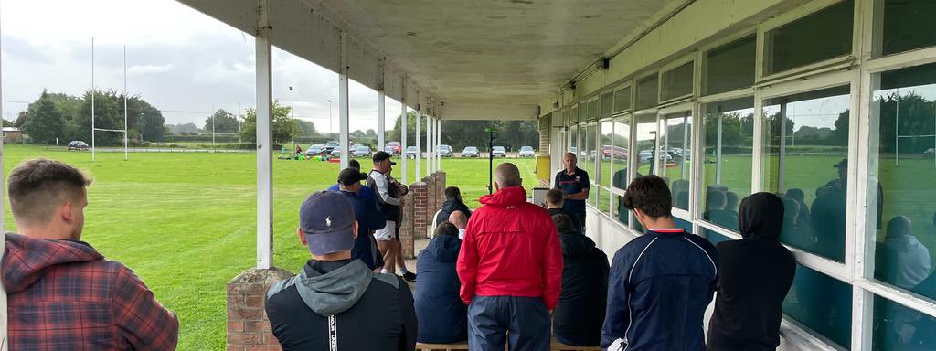 FRFC's tweet photo. Thanks to @26eltel of @HantsRefs who attended training last night to work with us on the Tackle Height law changes. #rugbypartnership #hampshirerugby https://t.co/HtkBrs231H