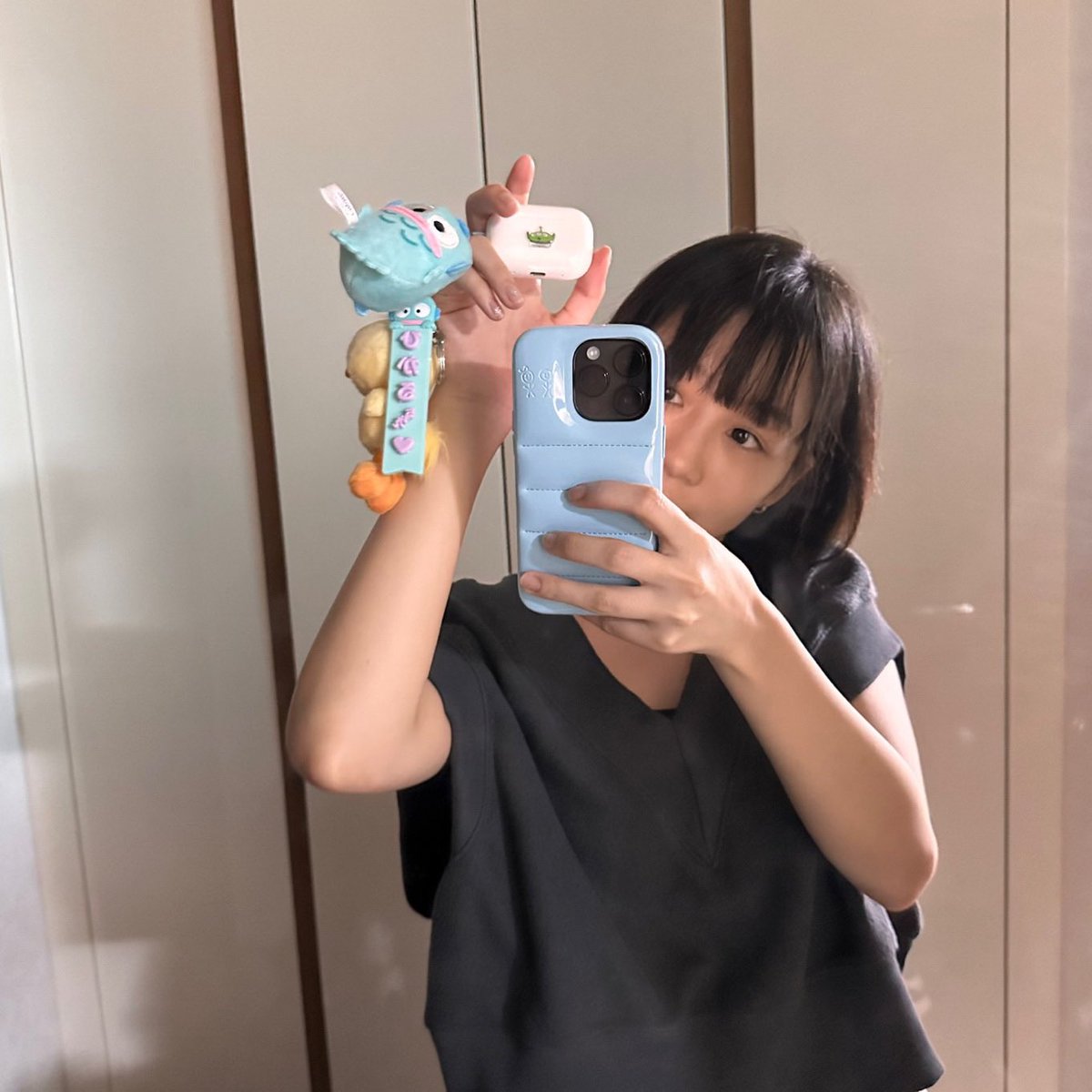 🐶🫧 (new airpod &amp; phone case)