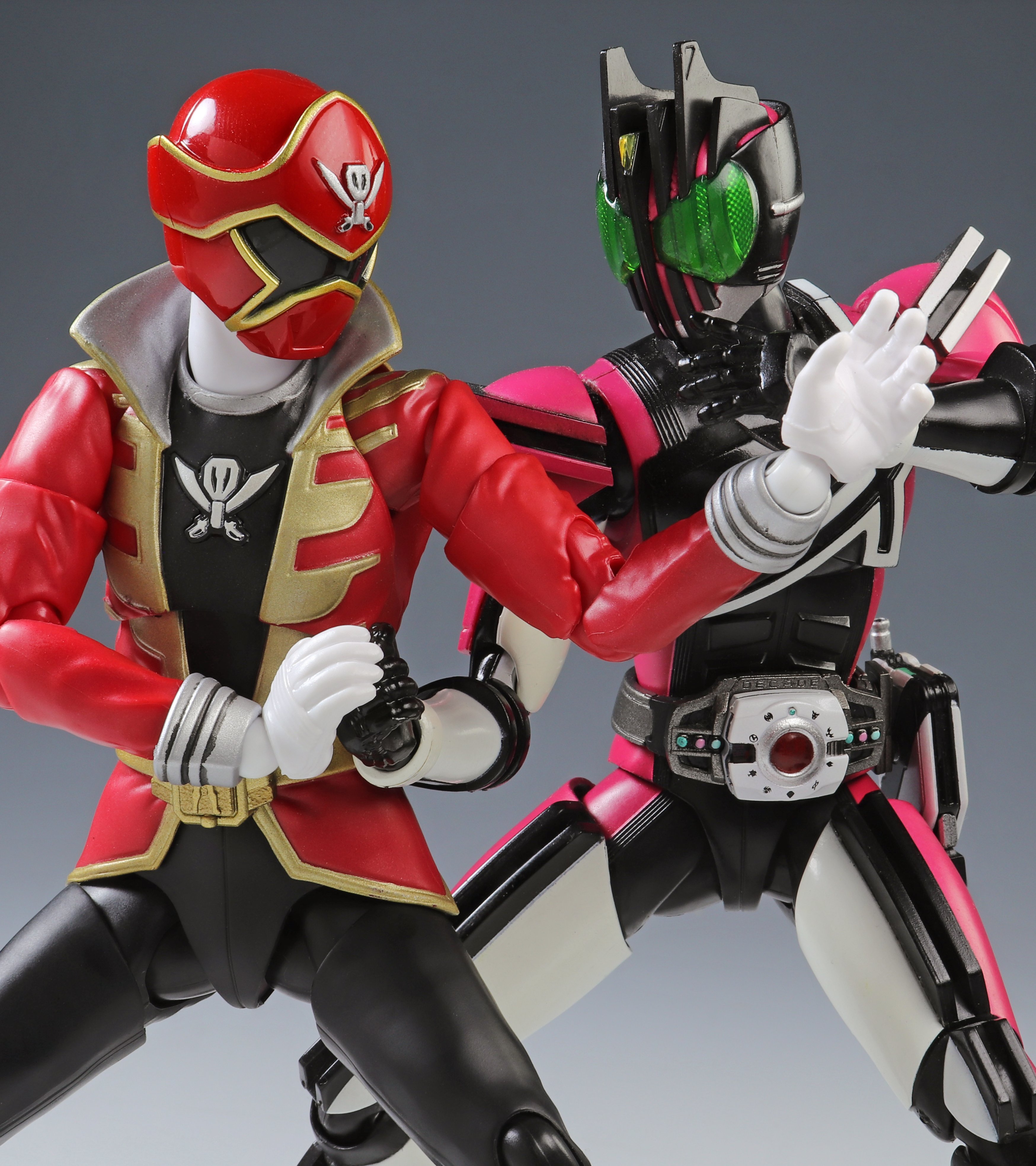 真骨頂仮面ライダーディケイド ゴーカイレッド