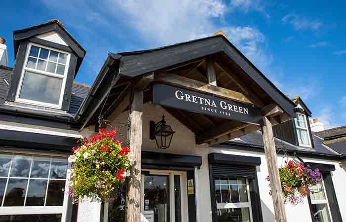 Gretna Green (<a href="/GretnaGreen1754/">Gretna Green</a>) accredited as #livingwageemployer ow.ly/2n9N50PsH56 <a href="/LivingWageScot/">Living Wage Scotland</a>